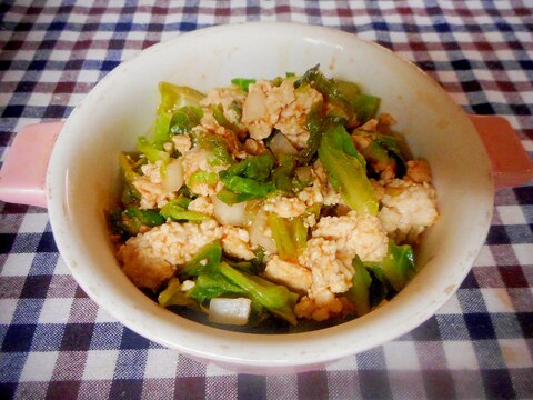 鶏ひき肉とキャベツのケチャップ煮